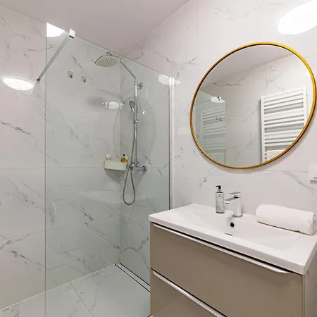 Rentplanet - Gwiazdzista Apartmán