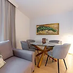 Rentplanet - Gwiazdzista Apartament *