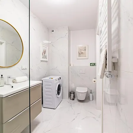 Rentplanet - Gwiazdzista Appartement