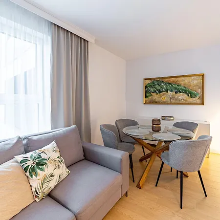 Rentplanet - Gwiazdzista Lejlighed Wrocław